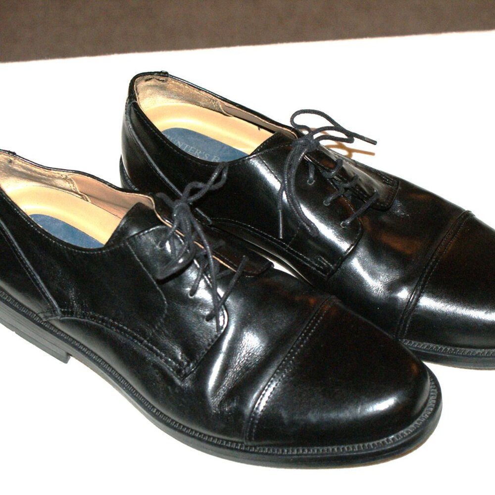 LAST CHANCE!  Concert Shoes Hunter's Bay Leather Collection SIze 8.
